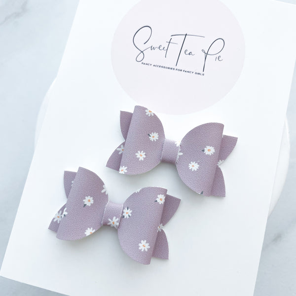 Mauve Daisy Pigtail Hair Bows