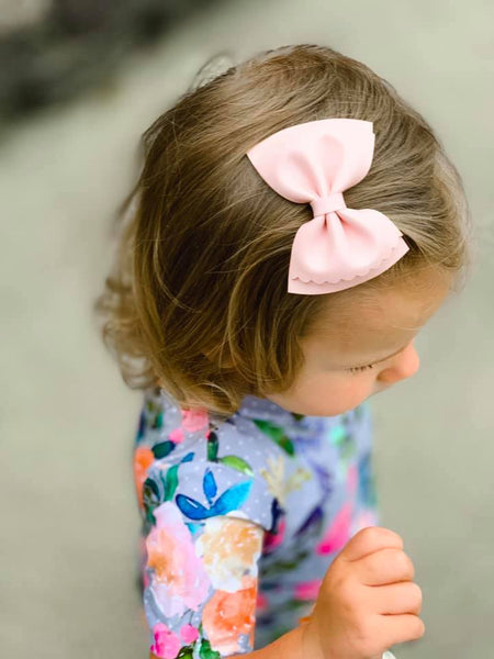 Rainbow Hearts Scalloped Edge Hair Bow