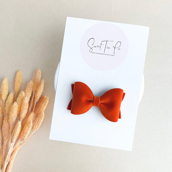 Cornucopia Pinched Loop Hair Bow