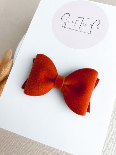 Cornucopia Pinched Loop Hair Bow