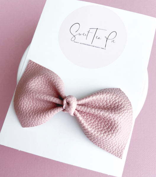 Quartz Pink Knot Hair Bow