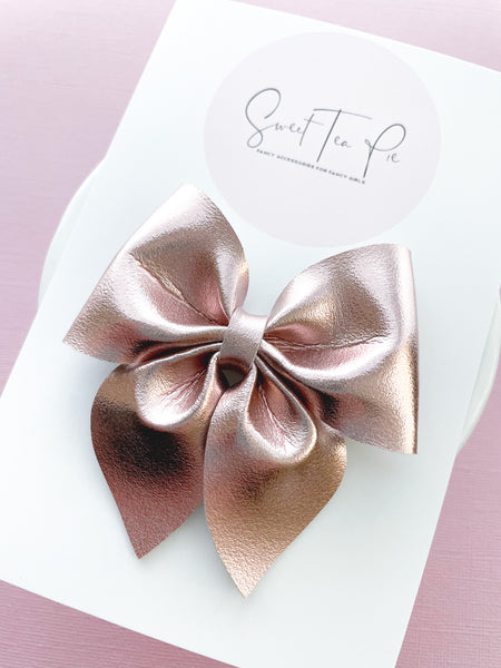 Crush - Sailor Hair Bow