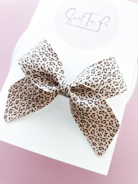 Pink Leopard Schoolgirl Bow