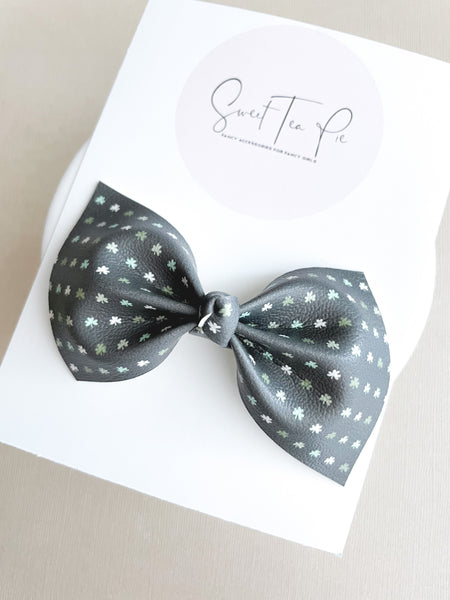 Shamrockin' Knot Hair Bow